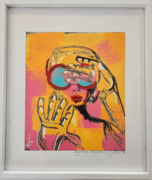 Female: The Sun in my eyes